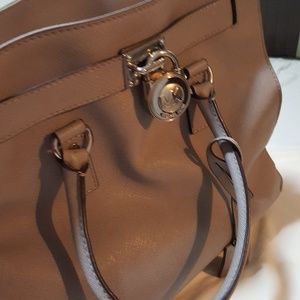 Michael Kors purse in great condition $90